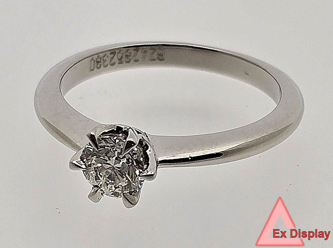 207702 Platinum Ring  (Ex Display)